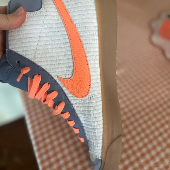 Nike High-Top Sneakers in Blue and Orange BMH blazer